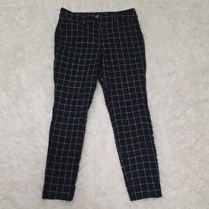 Old Navy- Pixie High Rise Pants. Size 8P